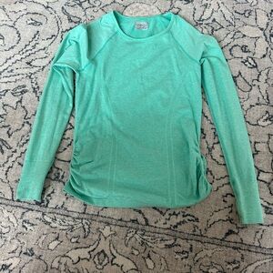 Athleta side ruched sz M  Long Sleeve Top mint green NWOT